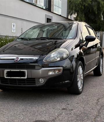 FIAT PUNTO 1.6 ESSENCE 16V FLEX 4P AUTOMATIZADO